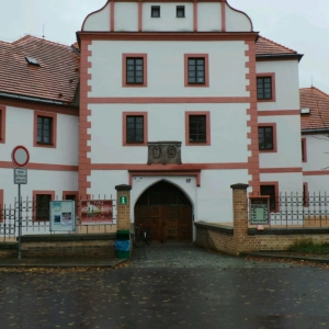 Masérka Lada Levá