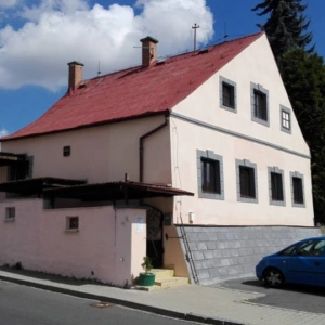 Sám sobě doktorem