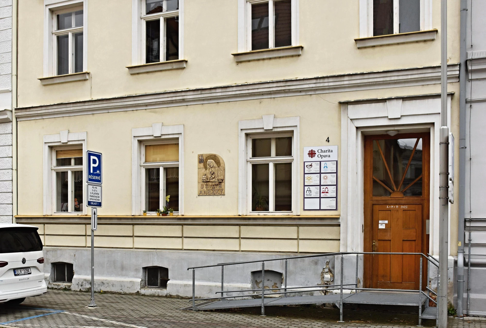 Charita Opava - masážní centrum - obrázek 2