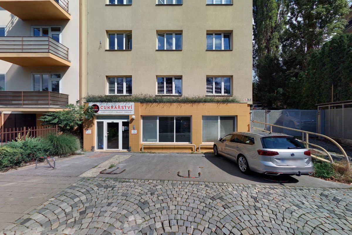 DÁMSKÝ SALON LEVITER - obrázek 2