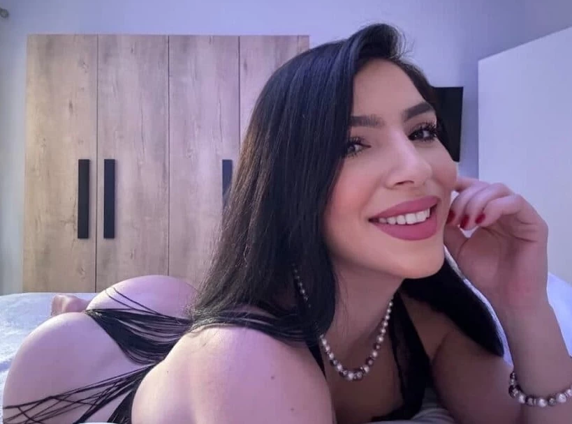 Isabella - erotické masáže fotka 3
